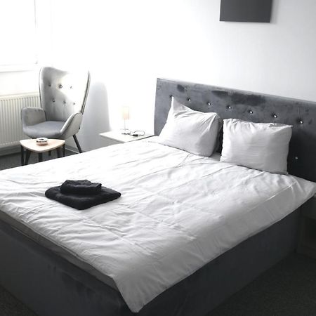 Luana Airport Apartments #8 오토페니 외부 사진